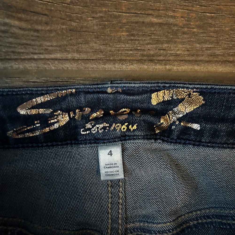 Seven7 Est 1964 Women's Size 4 Dark Wash Flare Raw Hem Jeans - Picture 5 of 7
